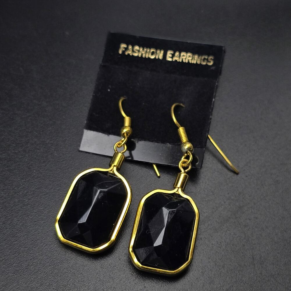 Black Rhinestone Rectangle Earrings Dangle Drop Vintage 1980s NOS On Card